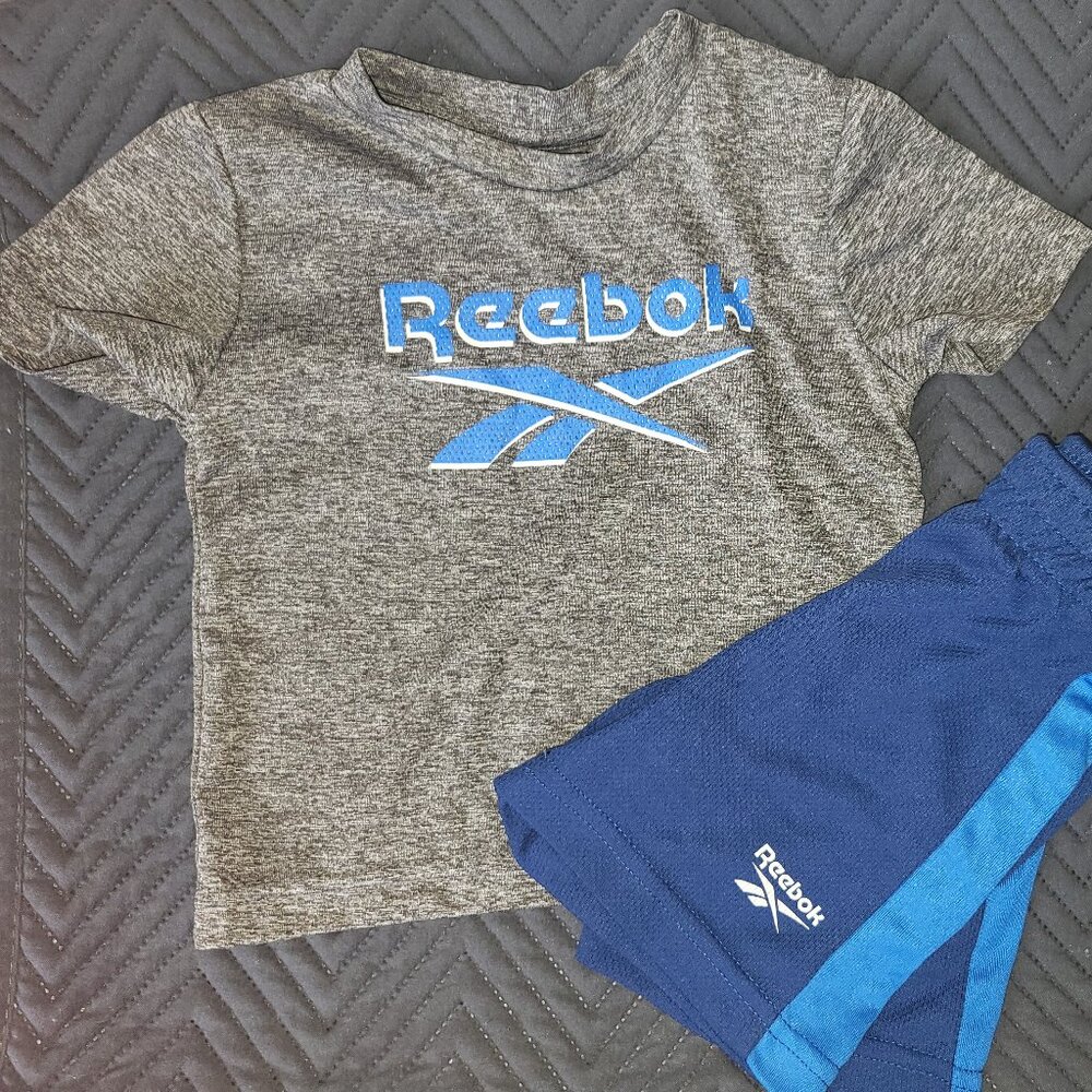 Reebok short set 2 Outfits